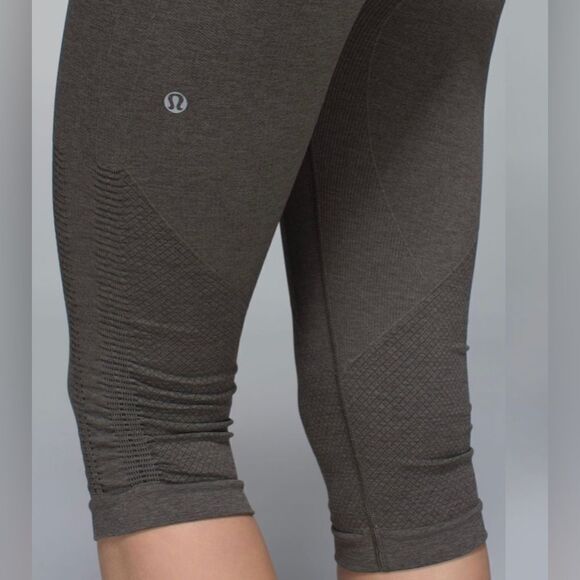 Lululemon In The Flow Crop ll Leggings- Dark Grey/ Size 12 - Picture 2 of 8
